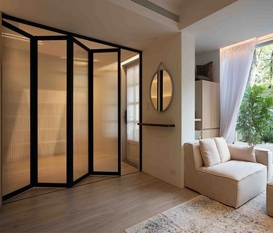 Glass door2
